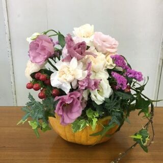 オータムカボチャを使ったアレンジメント講習会の画像