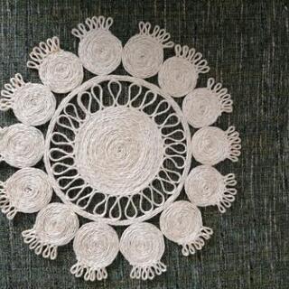 天然素材で出来ているハンドメイドのテーブルマット4枚