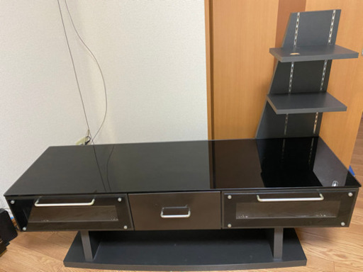 テレビ台です。