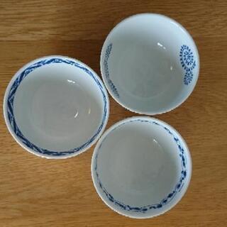 ★受け渡し決定済★【０円】丼・和食器・３個セットの画像