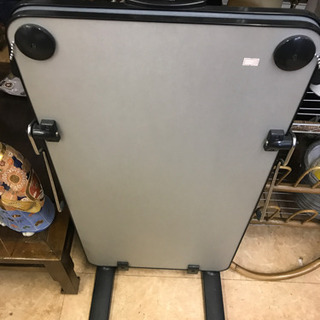 ズボンプレッサー　東芝　HIP-T35