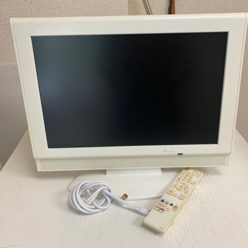 19型　液晶テレビ　アンテナケーブル付　2009年製