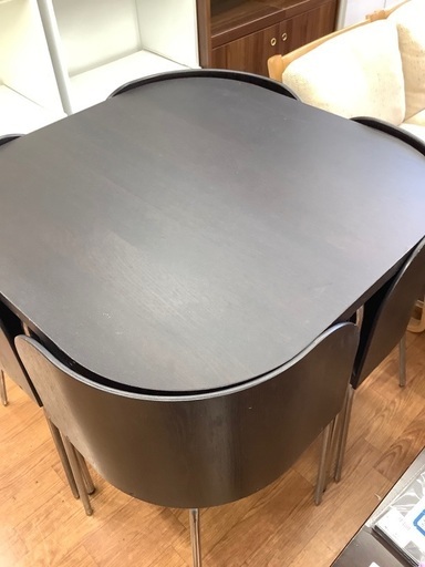 IKEAダイニング５点セットのご紹介です。
