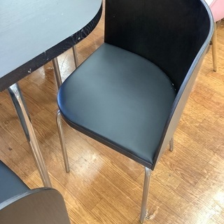 IKEAダイニング５点セットのご紹介です。の画像