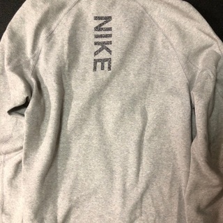ナイキ　テックフリースタグ付き新品の画像