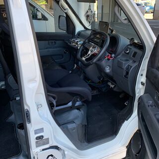 平成18年式　ハイゼットカーゴ　LE-S330ｖ　4ＷＤ　ローダウンの画像