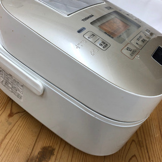 10-255  炊飯器　TOSHIBA 真空圧力IH保温釜　3号タイプ　RC-10VXE1  14年製の画像