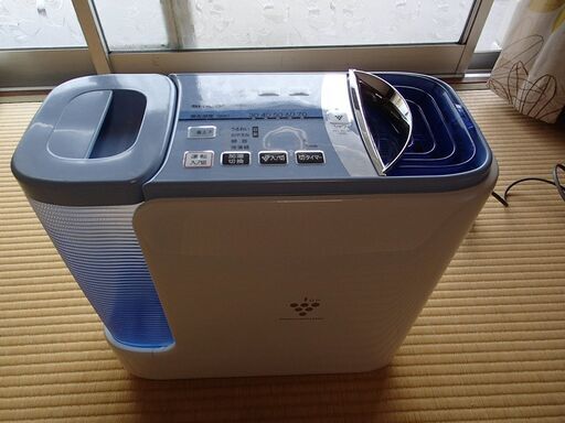 シャープ 加湿器 除菌イオン搭載 プラズマクラスター　HV-W50CX