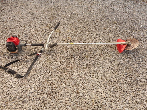 タナカエンジン刈払機　　TCG22EAS型