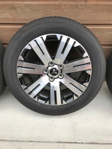新型デリカD5  純正タイヤ、ホイール４本セット