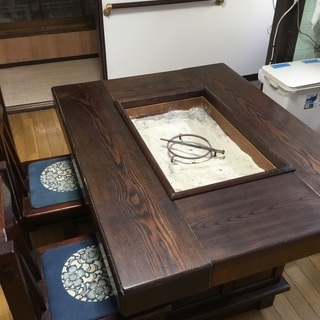 囲炉裏ダイニングテーブルセット