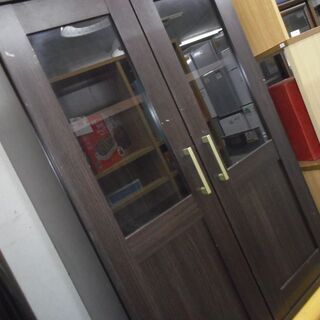 【リサイクルショップどりーむ荒田店】4305　処分価格‼　キャビネット　ダークブラウン　※天板ふやけ・シール跡ありの画像