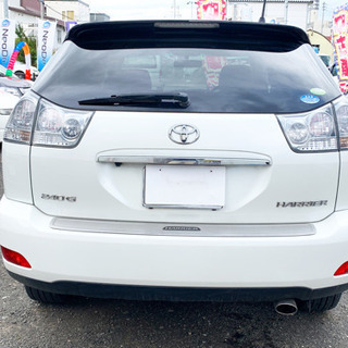 #自社ローン《最長１２０回》《頭金なし》ハリアー　SUV　4WDの画像