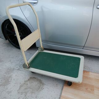 《姫路》便利な折りたたみ台車(荷台71cm X 46cm)