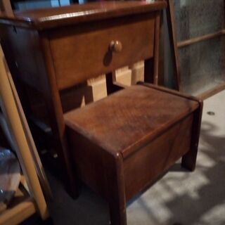 踏み台(収納付き)の画像