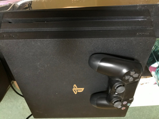 PS4 PRO 1TB中古本体とソフト