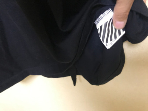 オフホワイト tシャツ