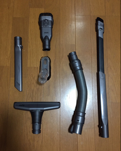 ダイソン  サイクロン掃除機 Ｖ６ DC74
