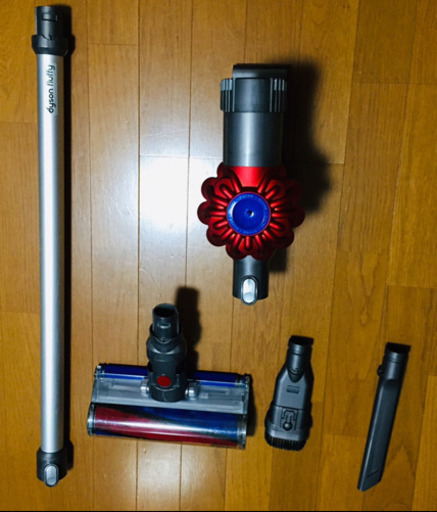 ダイソン  サイクロン掃除機 Ｖ６ DC74