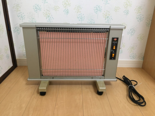 【値下げしました】遠赤外線暖房器　サンルミエ　エクセラ
