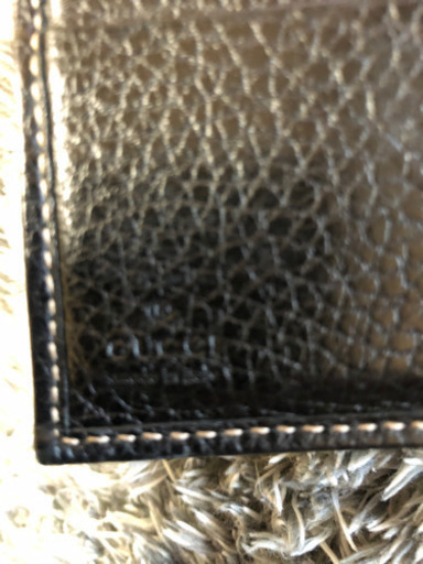 ♪美品  GUCCI二つ折り財布 ブラック