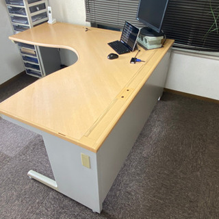 オカムラ L字デスク 定価16万位 格安！ 早いもの勝ち！