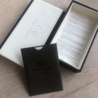 daniel wellingtonの腕時計の画像