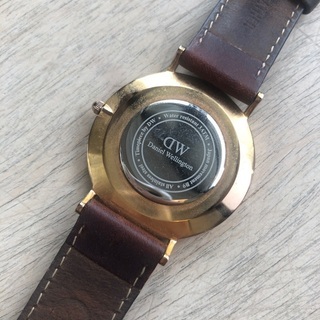 daniel wellingtonの腕時計の画像