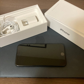 【ほぼ新品】SIMフリー　iphone SE (2nd Gen)