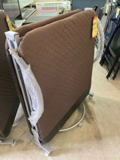 ＩＤ：Ｇ944392　折りたたみベッド