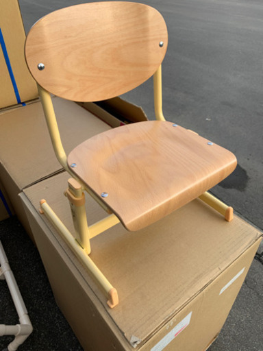 園児用　椅子　オールキッズチェア　新品　未使用　在庫あります