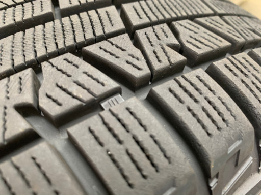 【取引中】【4本】スタッドレスタイヤ　ヨコハマタイヤ