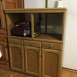 カリモク　カップボード