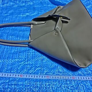 ★デザインが特徴　marmelo dolceトートーハンドバッグ、状態良★👉お手数をおかけします、プロフィ―ル必読です。の画像