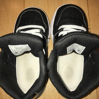 16センチ　男女兼用⭐︎DCシューズの画像