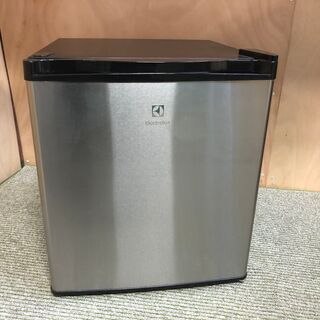 【Electrolux / エレクトロラックス】冷蔵庫 ERB0...