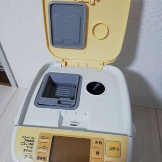 パナソニック　ホームベーカリー　SD-BH104