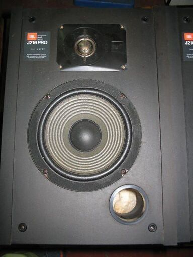JBL　J216　PRO　ジャンク　商品確認後引き取り願います。