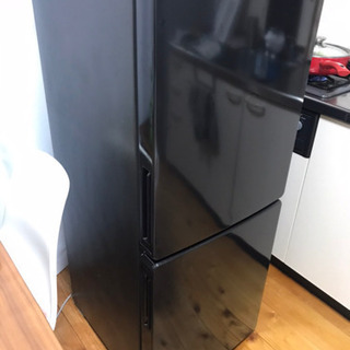 [美品] 2017年製 冷蔵庫 148Lの画像