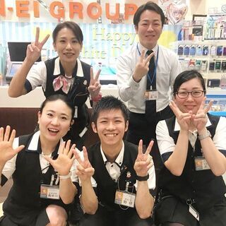 ネイル・マツエクＯＫ！パチンコホールのアルバイトスタッフの画像