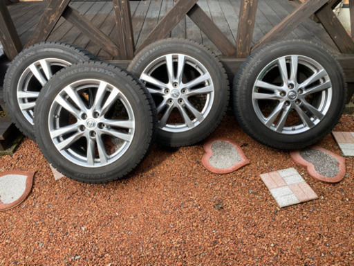 E52エルグランド　純正ホイール付きスタッドレスタイヤ