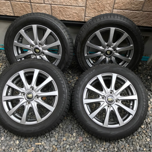 ホイル付きスタッドレス14インチ