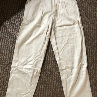 白のパンツあげます❗️の画像