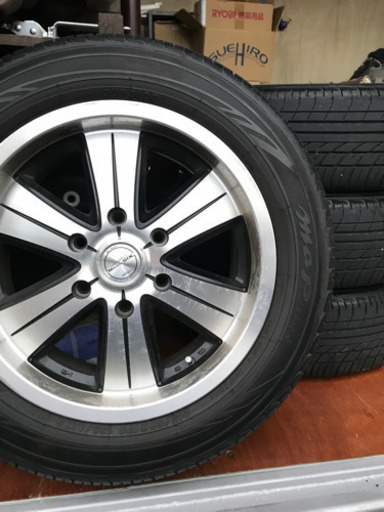 ロクサーニ　ダブルシックス