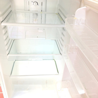 10-351　U-ING  ノンフロン冷凍冷蔵庫　ER-F23UG  2014年製の画像