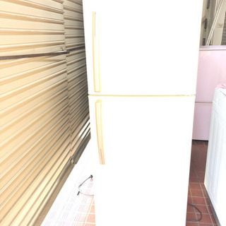 10-351　U-ING  ノンフロン冷凍冷蔵庫　ER-F23UG  2014年製の画像