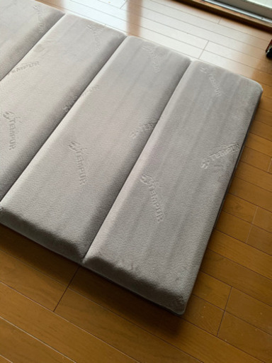 テンピュール　フトン　デラックス　中古美品