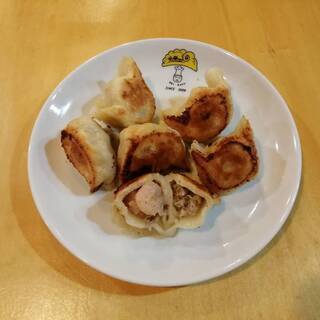 ＼#餃子専門店　明楽／　西鉄久留米駅の餃子専門店です！　本格中華料理をご提供しています！の画像