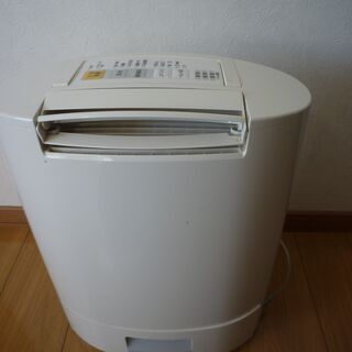 ナショナル除湿　衣類乾燥機