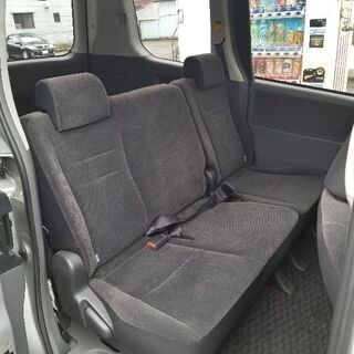トヨタ ノア YY DBA-ZRR70G 車検令和４年１月の画像